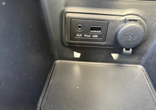 Hyundai ix20 cena 38900 przebieg: 109200, rok produkcji 2015 z Wałbrzych małe 254